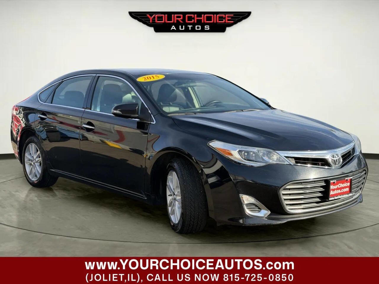 Used 2015 Toyota Avalon XLE image 10