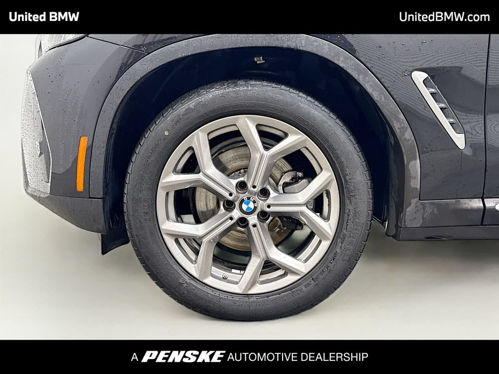 Used 2024 BMW X3 xDrive30i w/ Premium Package w/ZPA AWD/4WD image 2
