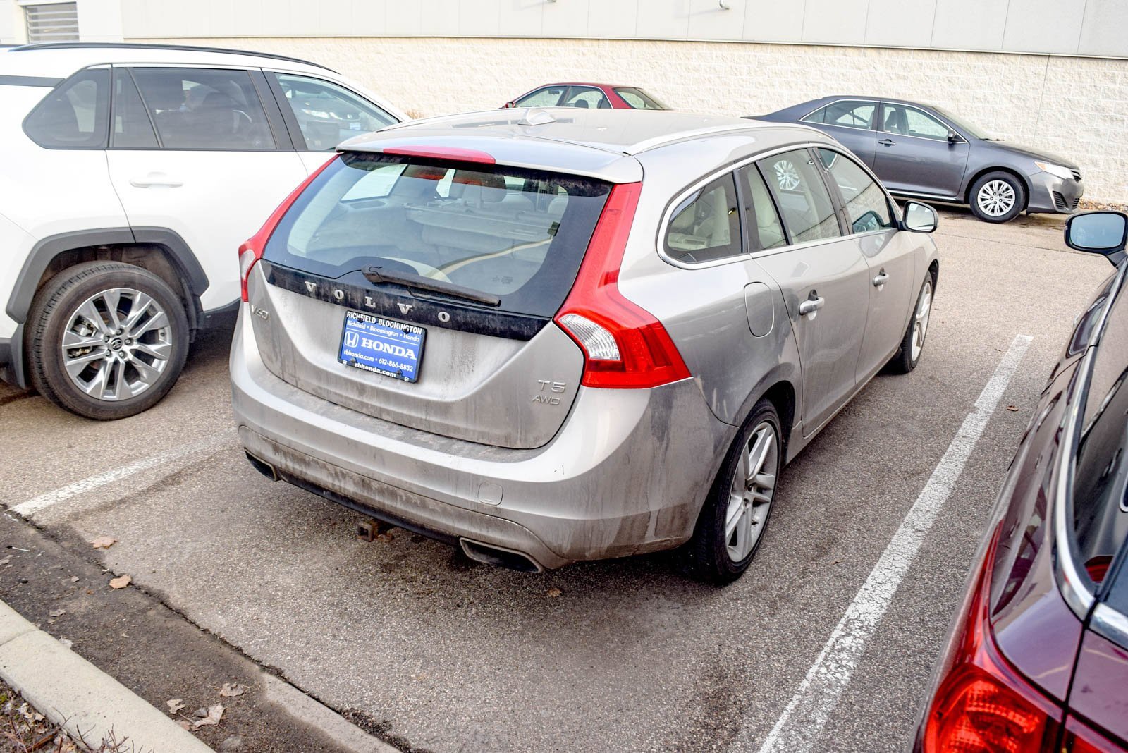 Used 2015 Volvo V60 T5 Premier image 11