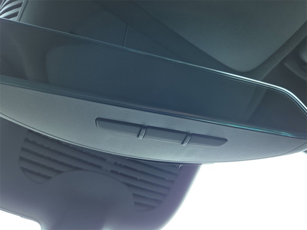 Certified 2025 Mercedes-Benz GLB 250 4MATIC image 26