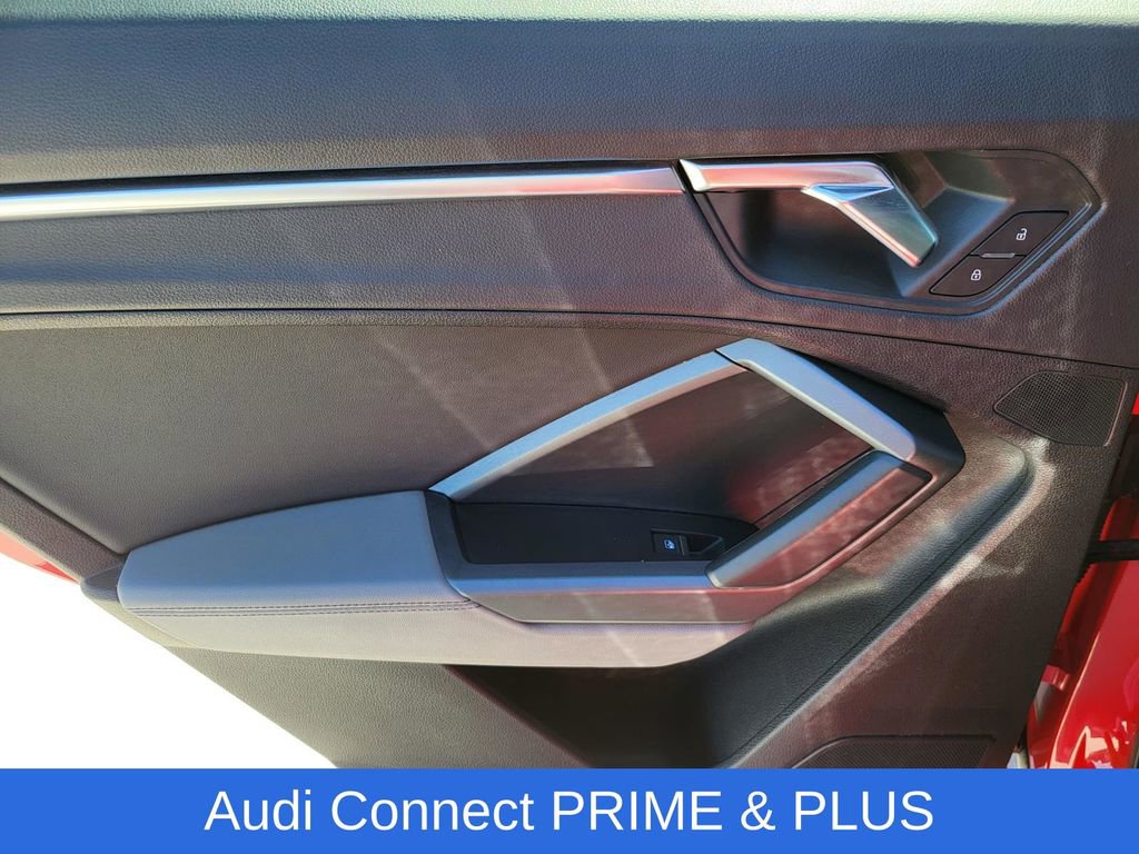 Used 2020 Audi Q3 2.0T Premium Plus w/ Premium Plus Package image 15