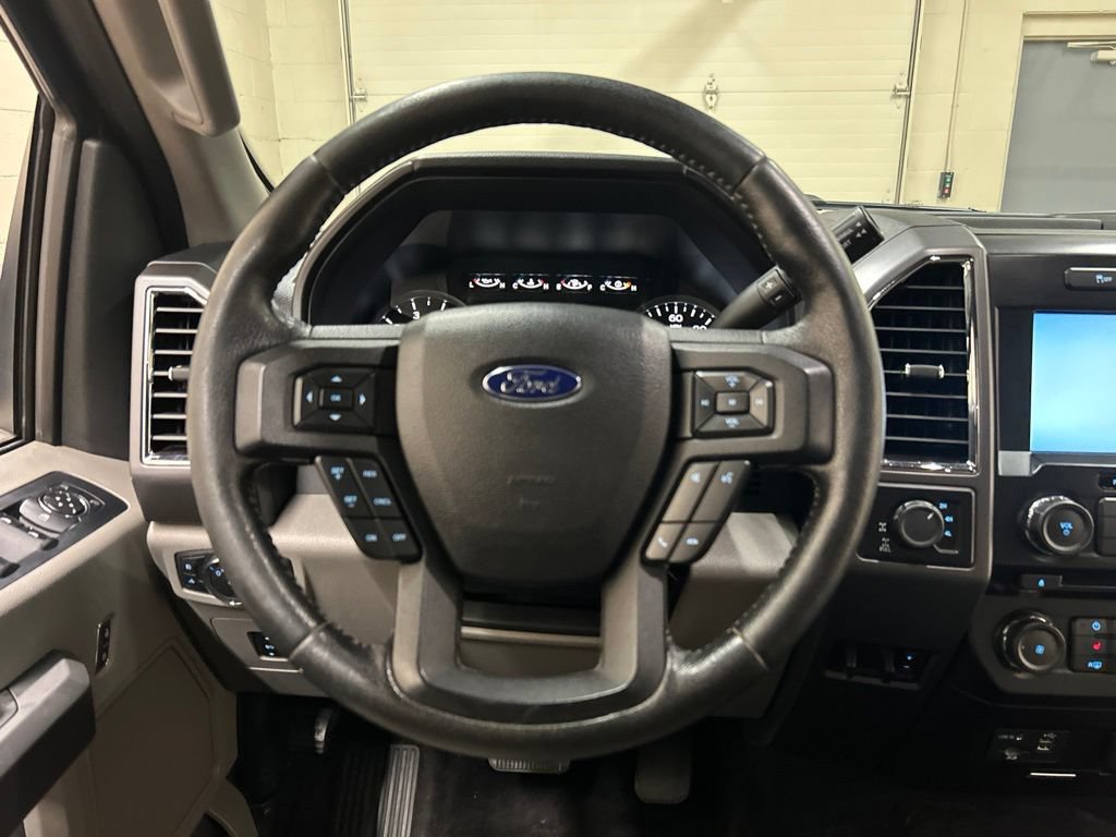 Used 2015 Ford F150 XLT w/ Equipment Group 302A Luxury AWD/4WD image 16