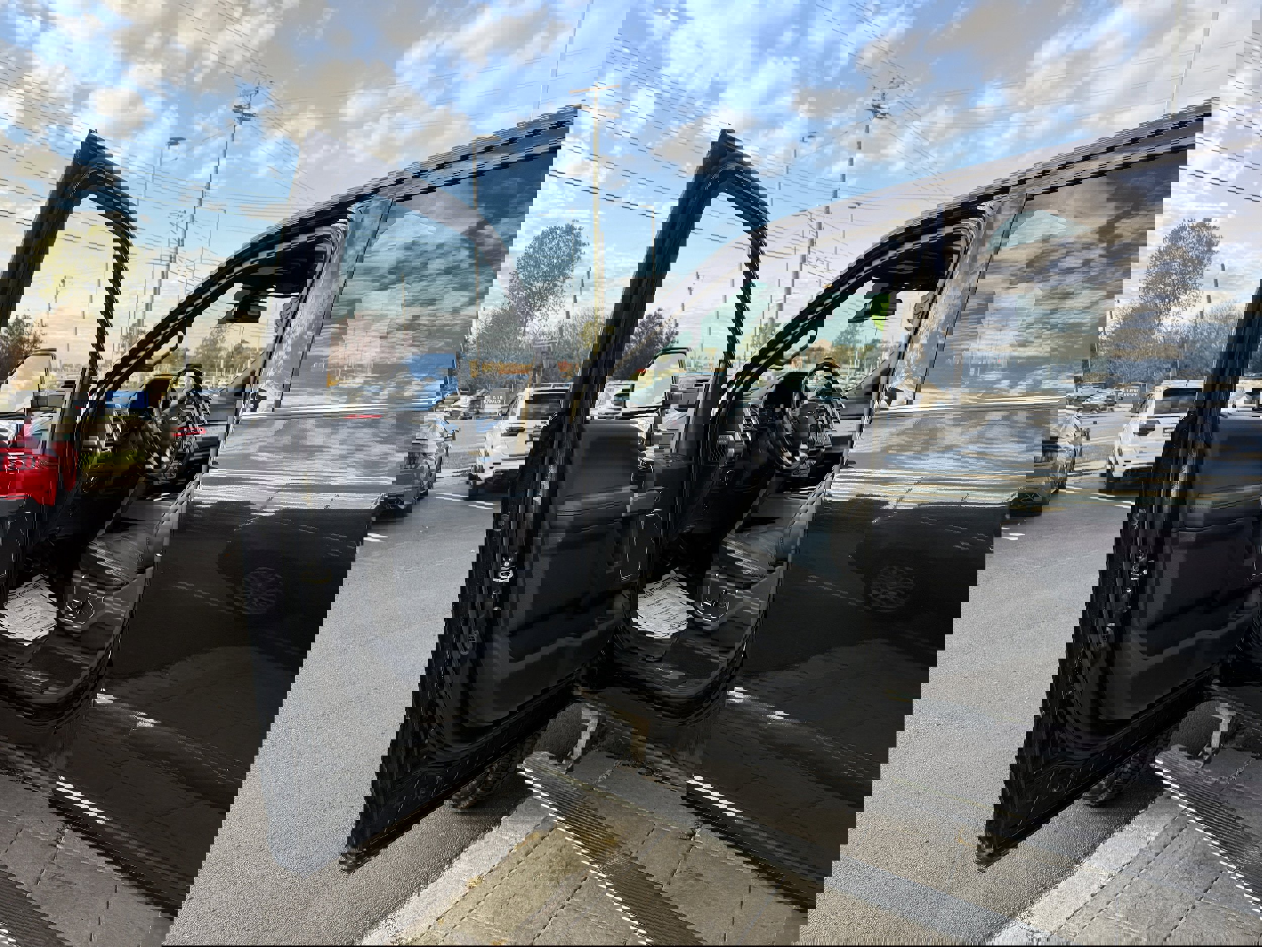 Used 2017 Ford F350 Platinum w/ Platinum Ultimate Package image 9