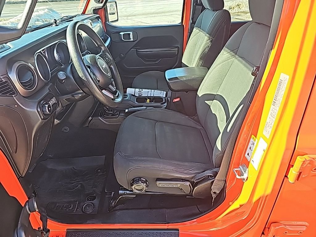 Certified 2018 Jeep Wrangler Unlimited Sport image 2