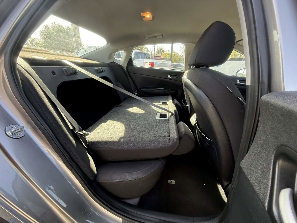 Used 2016 Kia Optima LX image 33