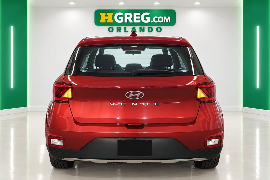 Used 2021 Hyundai Venue SE FWD image 8