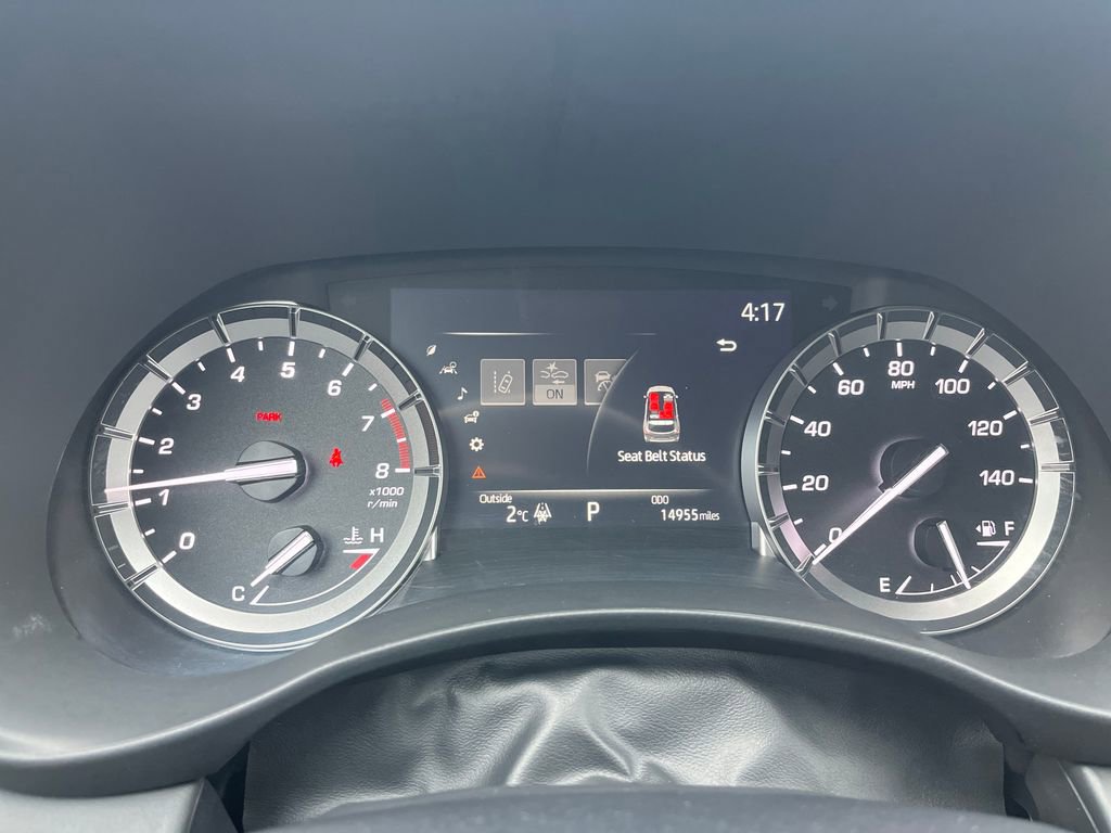 Used 2022 Toyota Highlander XSE image 16