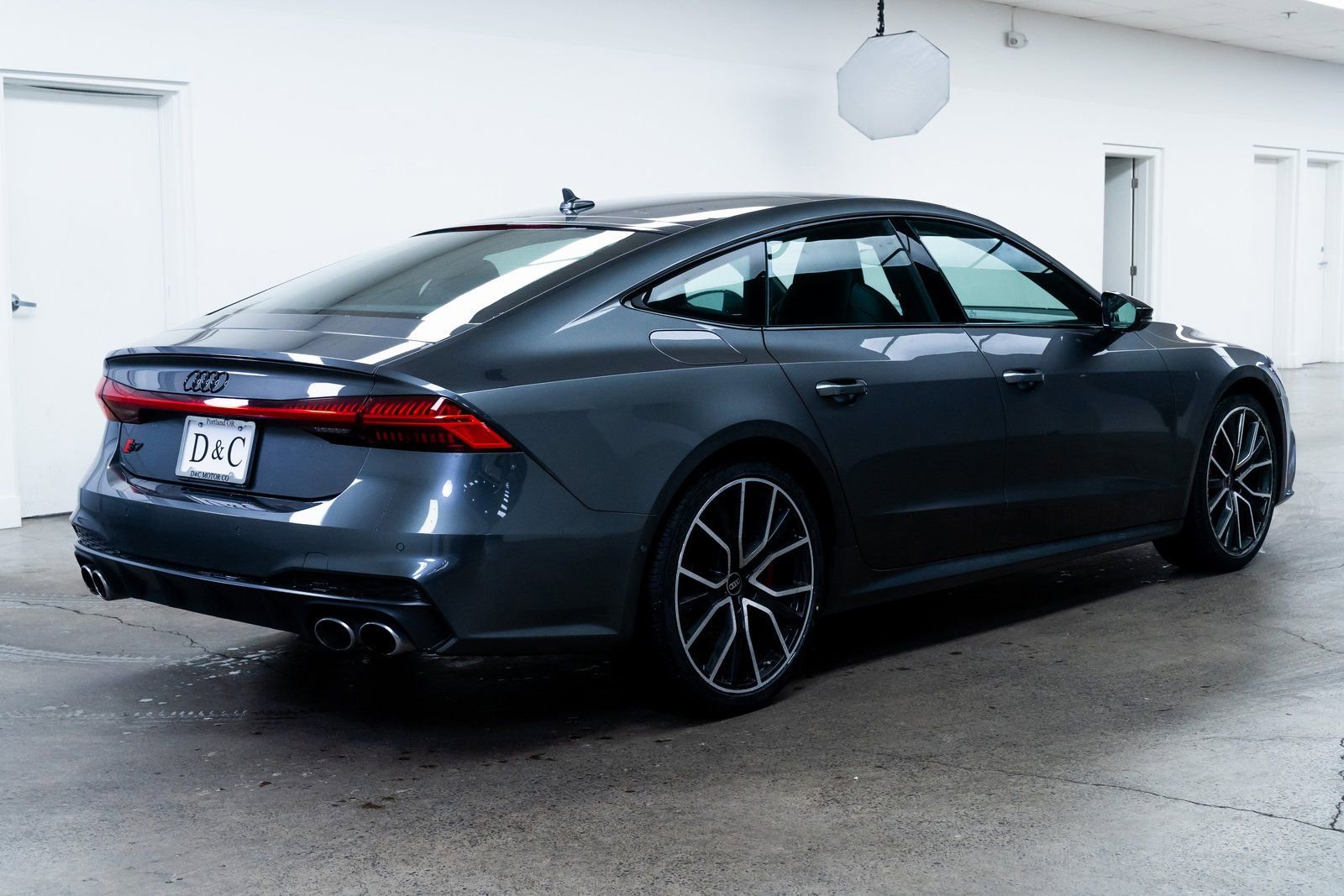 Used 2023 Audi S7 Premium Plus w/ Premium Plus Package AWD/4WD image 6