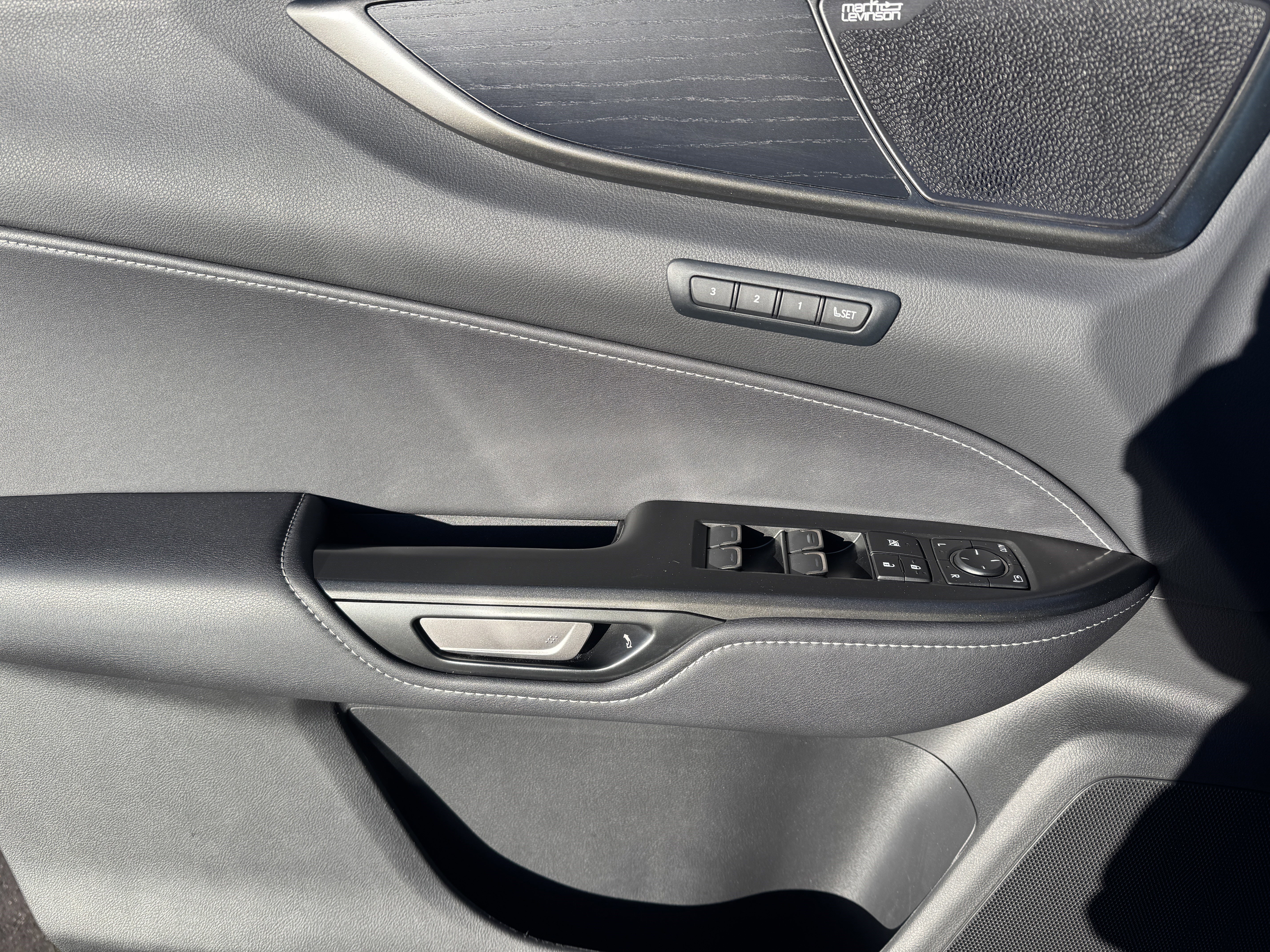 Used 2024 Lexus NX 350 AWD w/ Luxury Package image 9