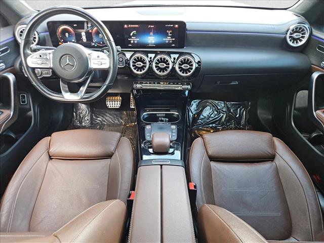 Used 2021 Mercedes-Benz CLA 250 image 17