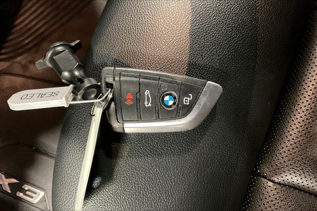 Used 2023 BMW X3 xDrive30i w/ Premium Package AWD/4WD image 12