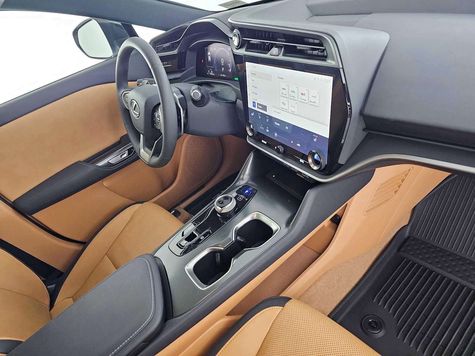 Used 2024 Lexus RZ 300e Premium image 11