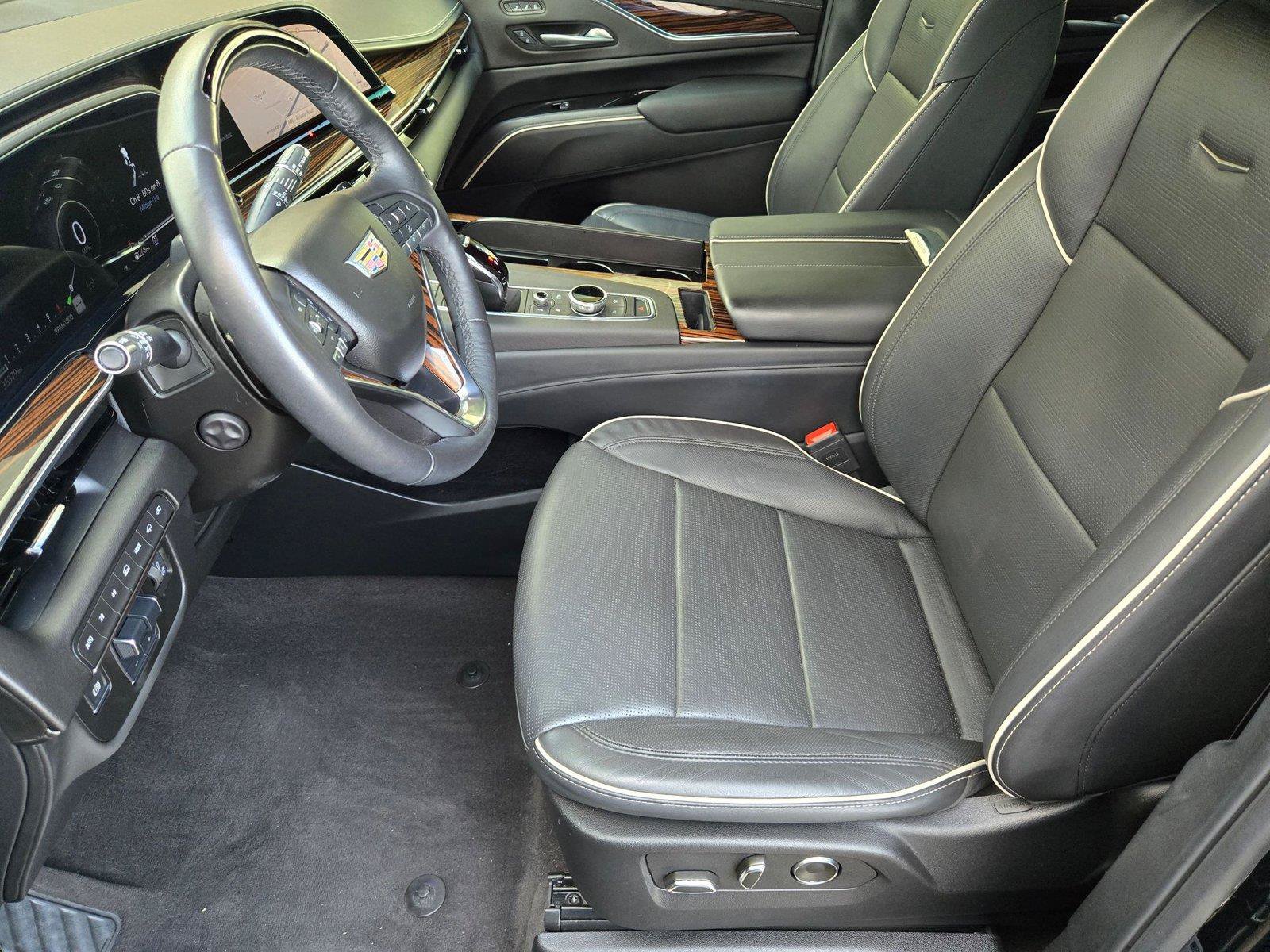 Certified 2024 Cadillac Escalade Premium Luxury w/ Performance Package AWD/4WD image 11