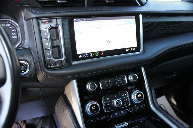 Used 2021 GMC Yukon Denali image 11