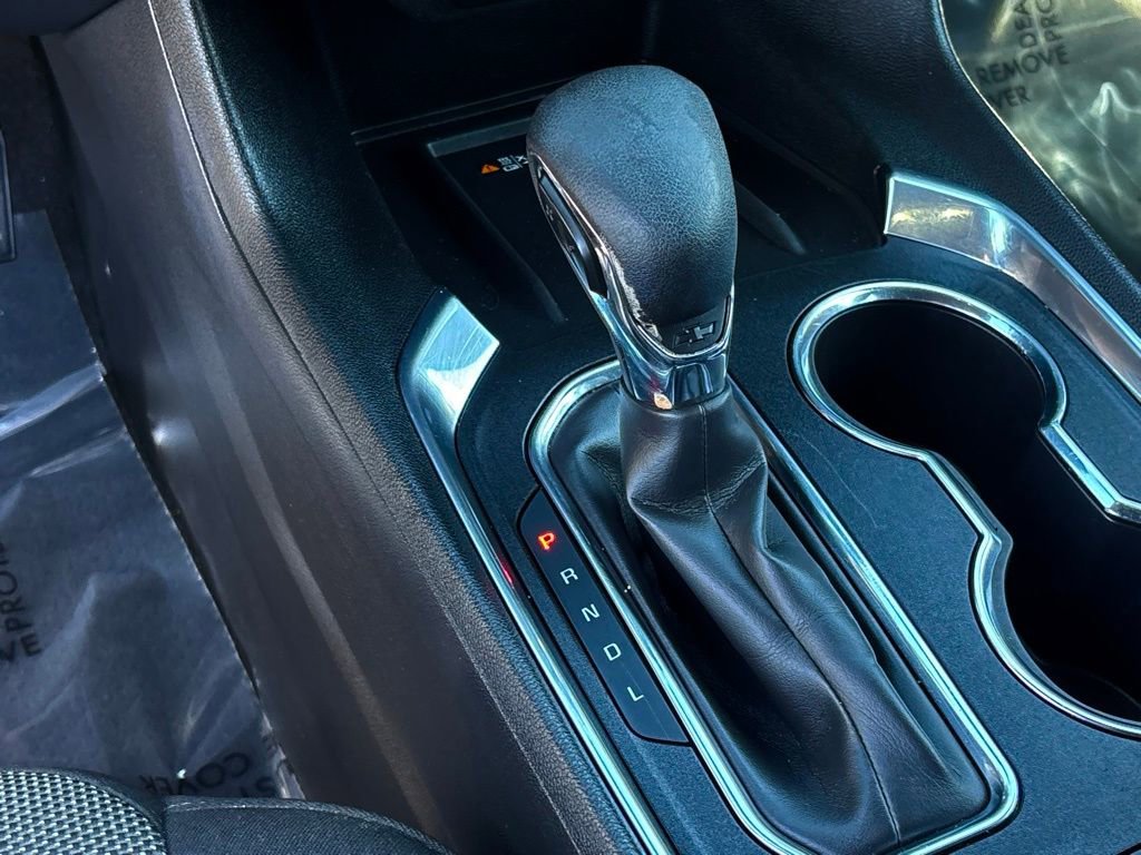 Used 2023 Chevrolet Traverse LT image 17