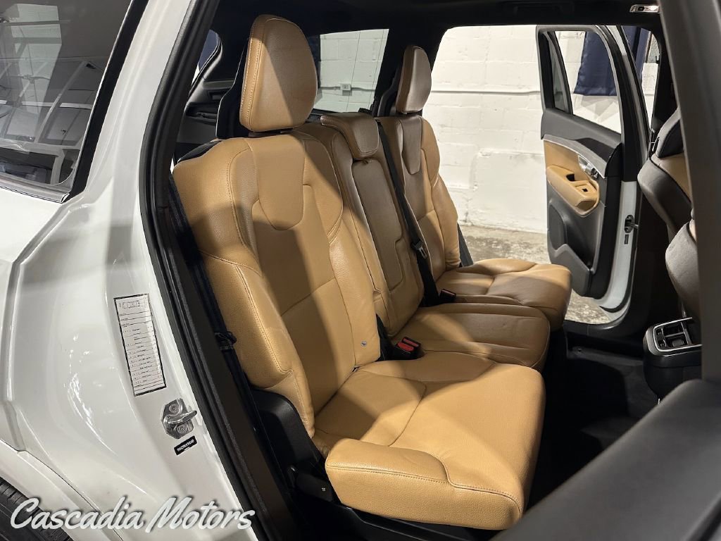 Used 2019 Volvo XC90 T6 Momentum image 14