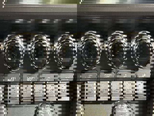 New 2025 Toyota GR86 Premium image 17