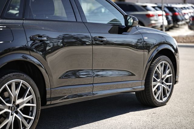 Certified 2025 Audi Q3 2.0T Premium Plus w/ Premium Plus Package image 8