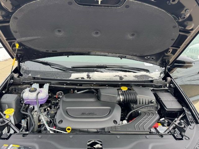 New 2026 Chrysler Pacifica Limited image 47