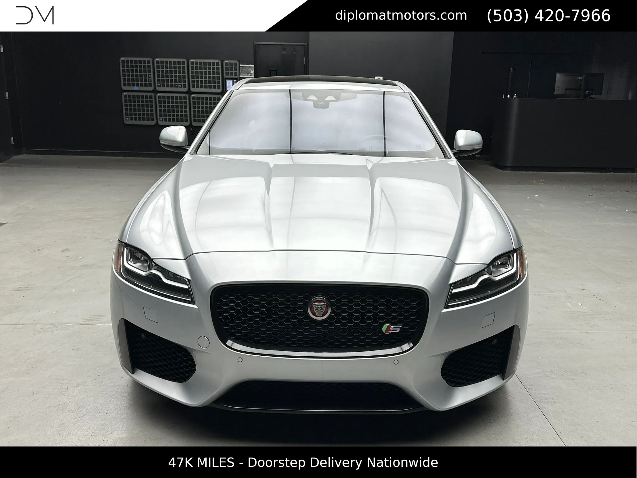 Used 2018 Jaguar XF S RWD image 11