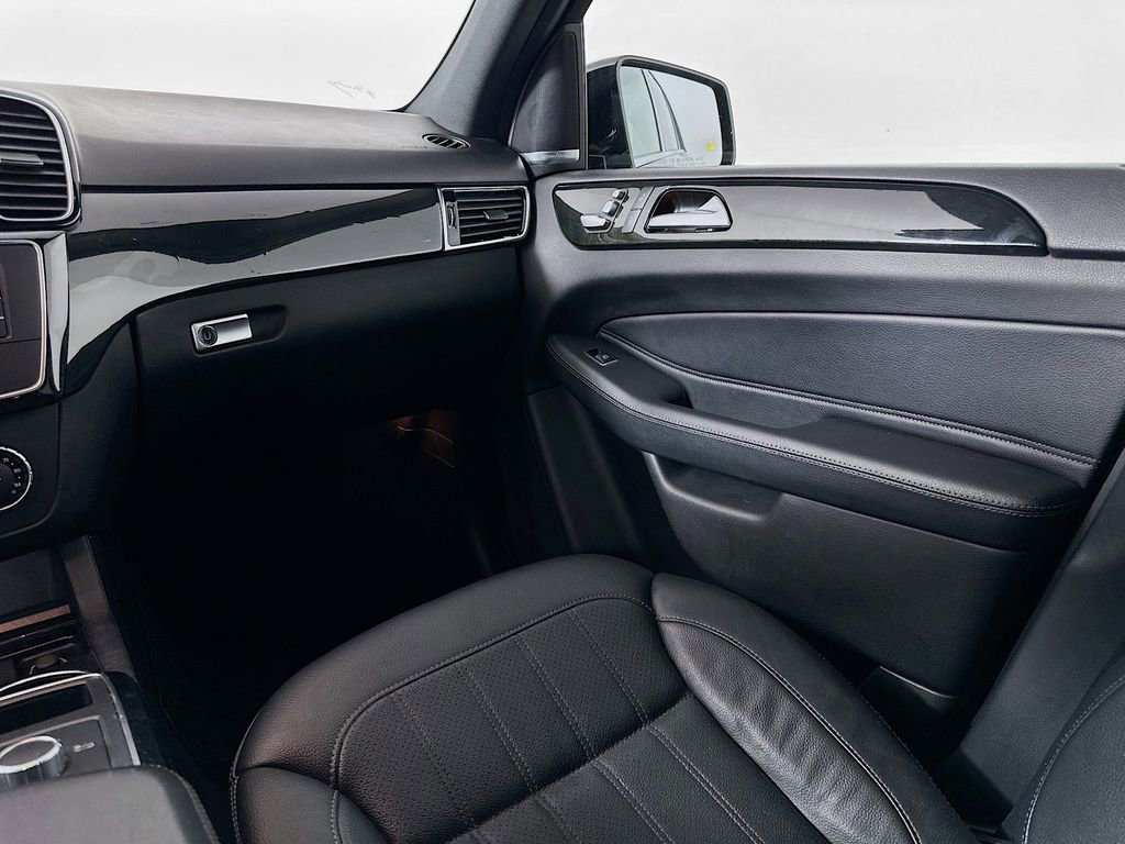 Used 2018 Mercedes-Benz GLE 350 image 25