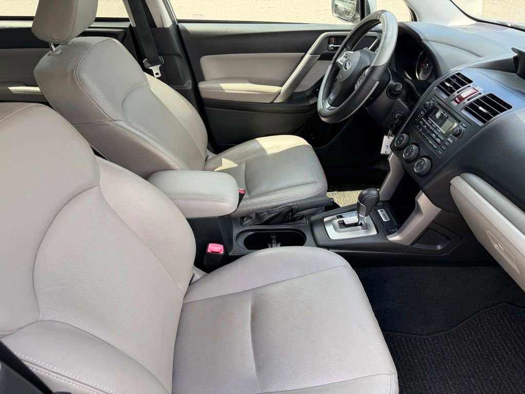 Used 2015 Subaru Forester 2.5i Limited w/ Popular Package #2 AWD/4WD image 16