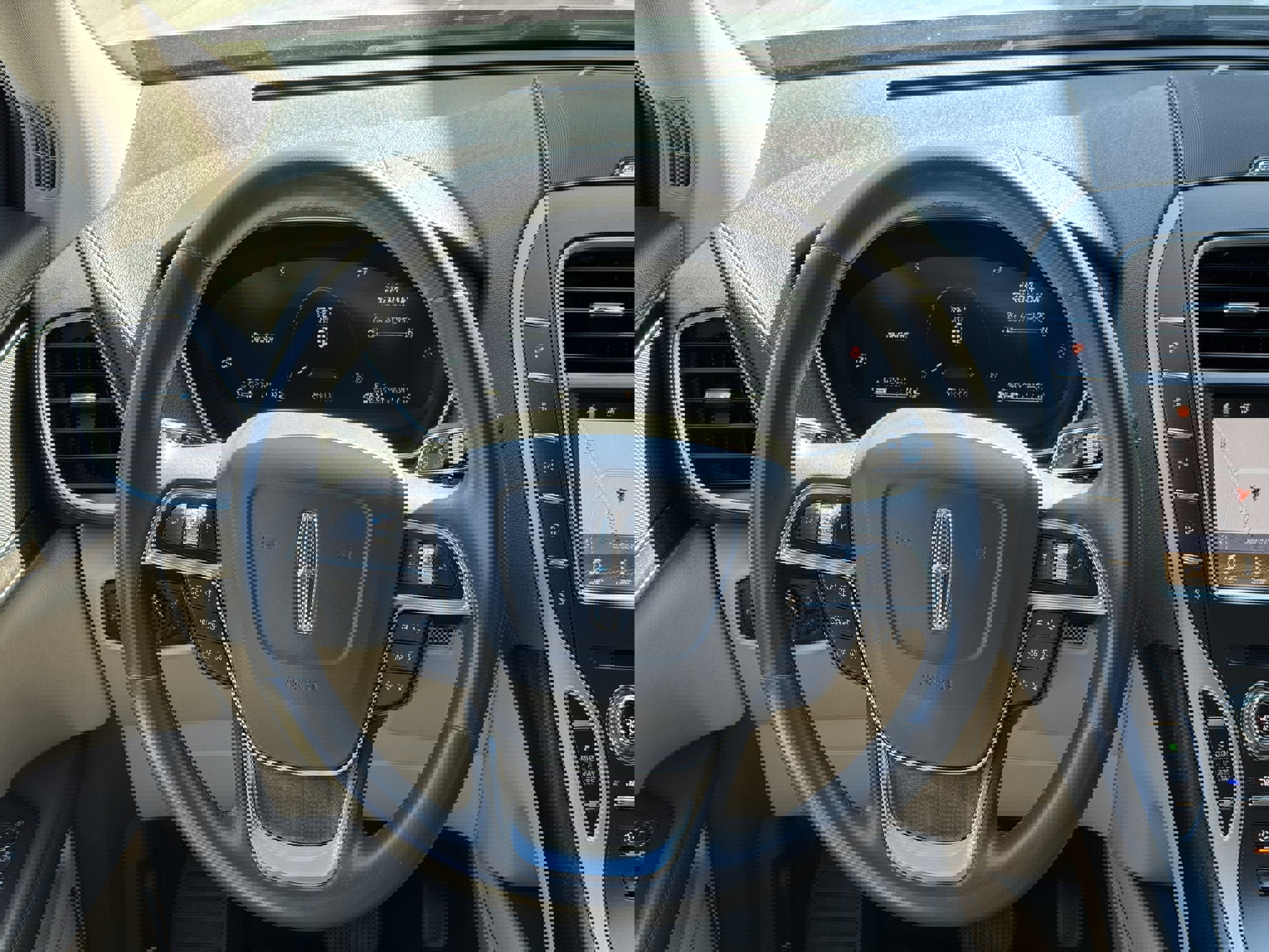 Used 2019 Lincoln Nautilus Select image 10