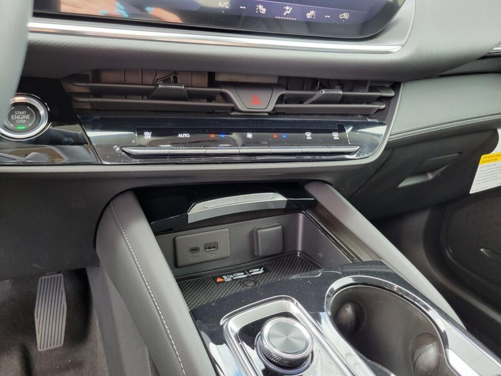 New 2026 Buick Envision Preferred AWD/4WD image 17
