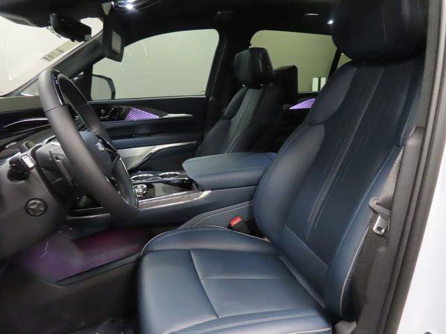 New 2026 Cadillac Escalade IQ Luxury 2 image 18