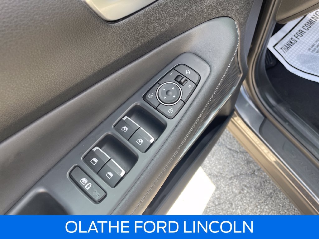 Used 2022 Hyundai Santa Fe Limited FWD image 13