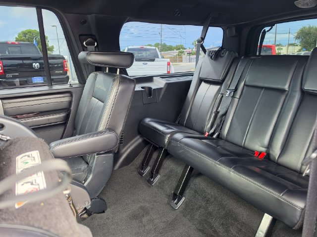 Used 2017 Ford Expedition EL Platinum AWD/4WD image 18