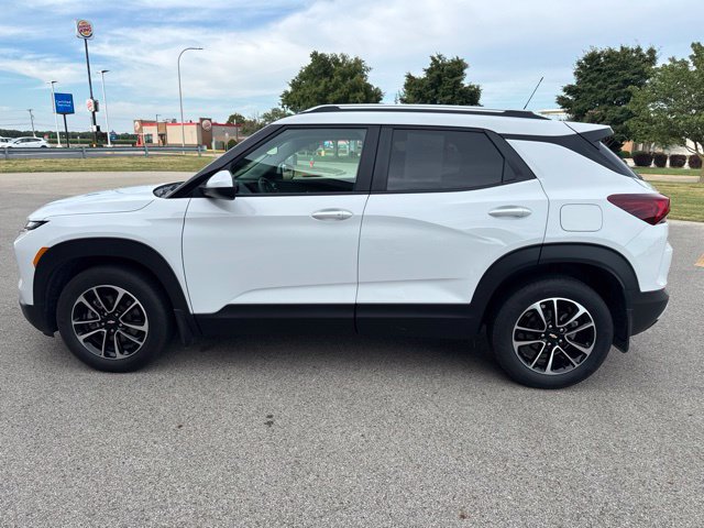 Used 2024 Chevrolet TrailBlazer LT w/ Driver Confidence Package FWD image 11