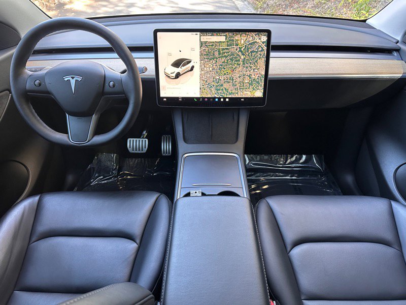 Used 2022 Tesla Model Y Performance image 36