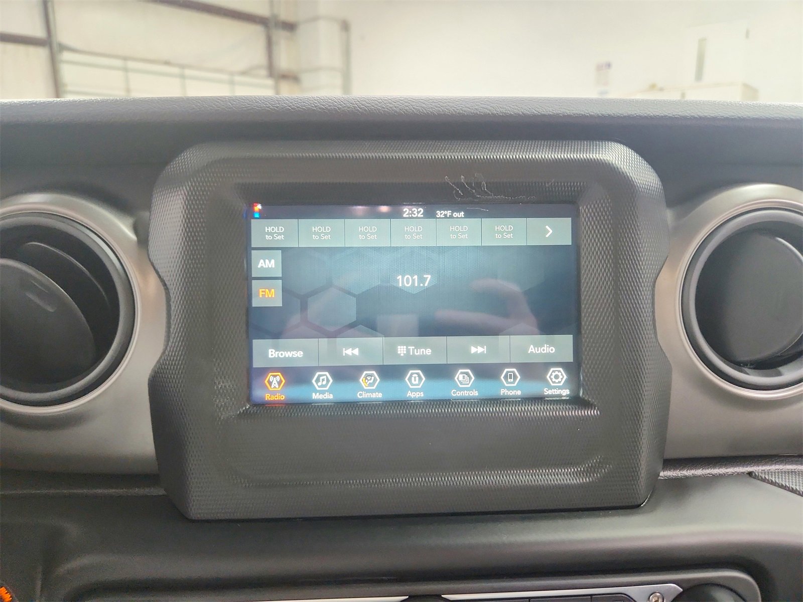 Used 2022 Jeep Gladiator Sport image 26