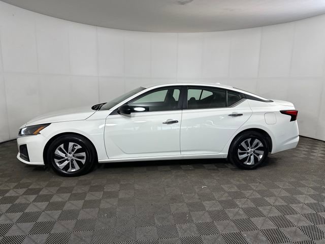 Used 2025 Nissan Altima 2.5 S image 6