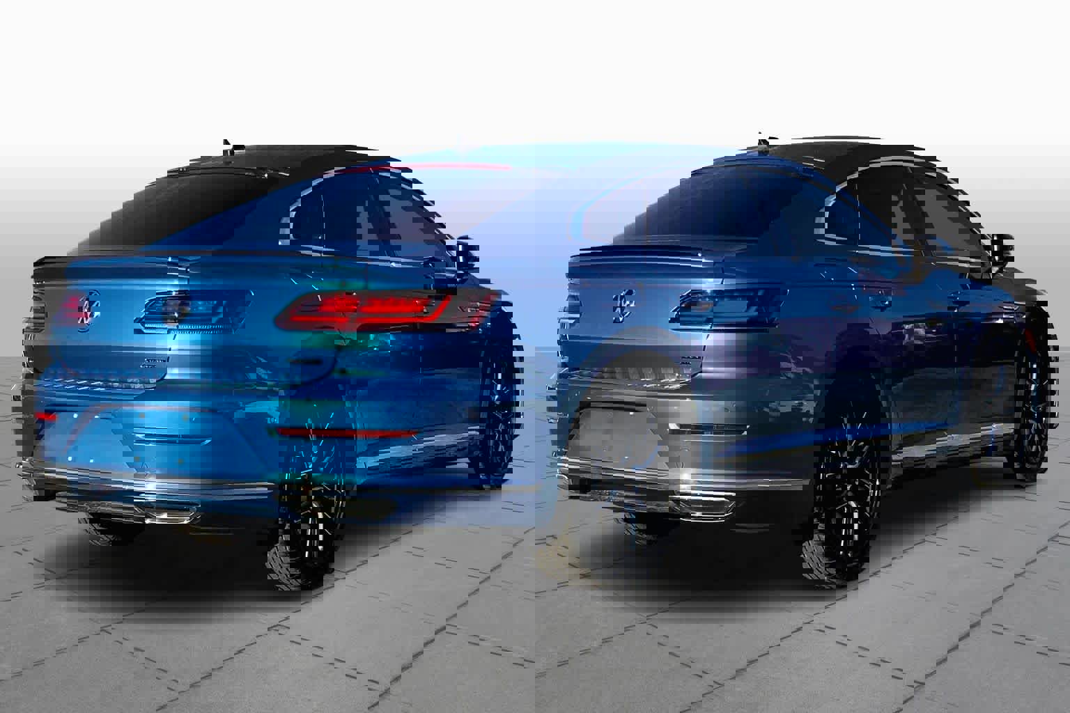 Used 2023 Volkswagen Arteon SEL Premium image 12