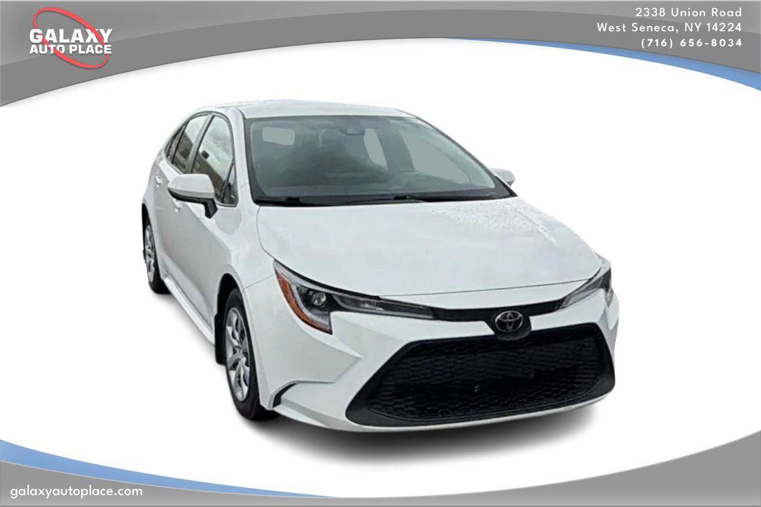 Used 2022 Toyota Corolla LE FWD image 3