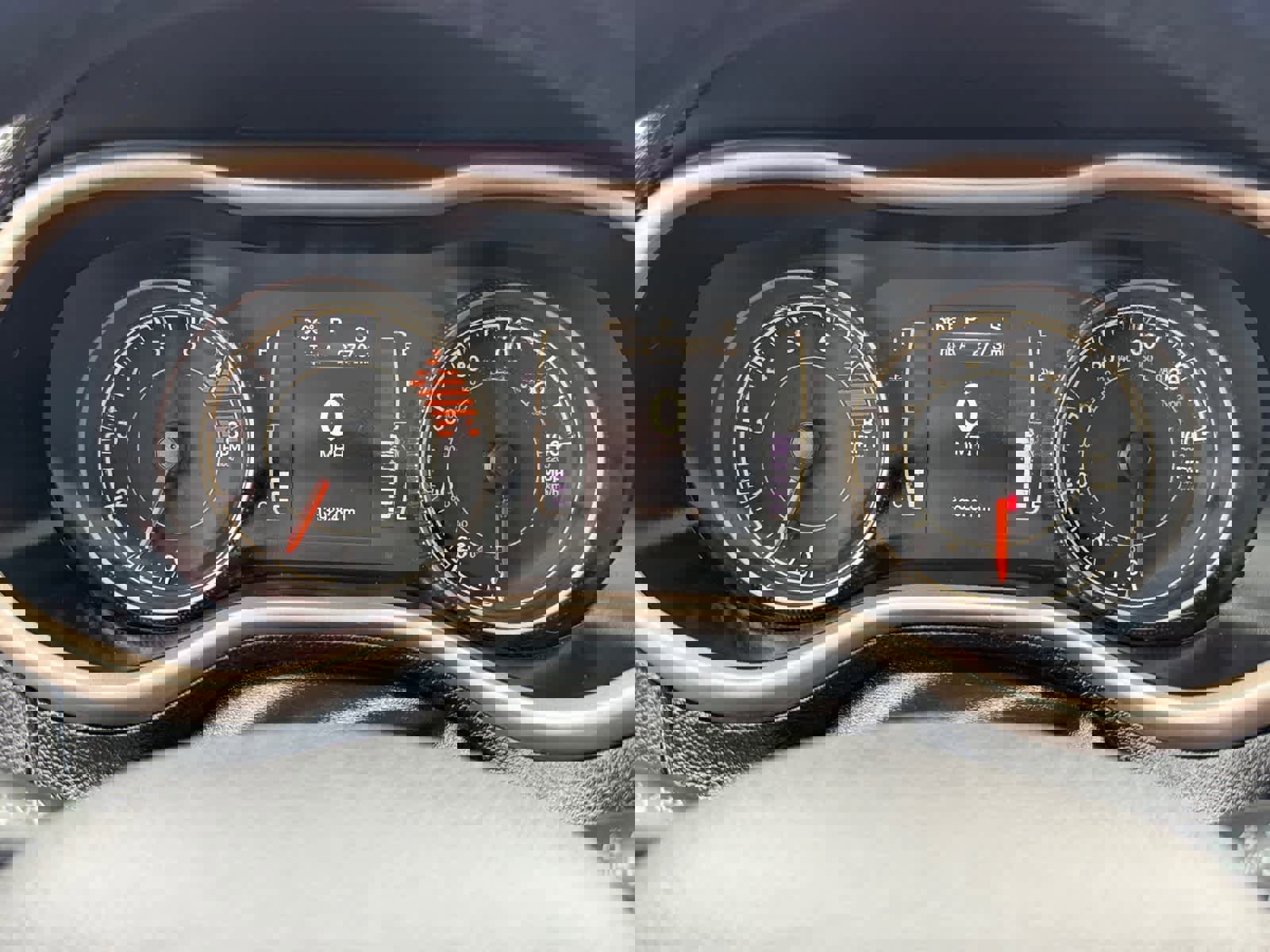 Used 2017 Jeep Cherokee 75th Anniversary image 16