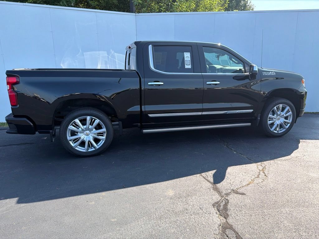 New 2026 Chevrolet Silverado 1500 High Country AWD/4WD image 3