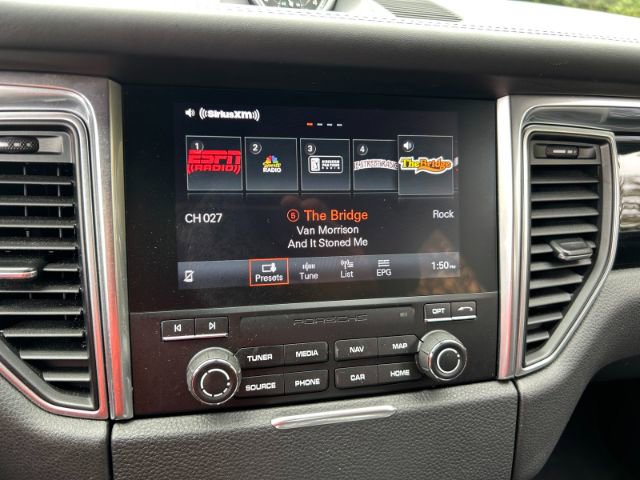 Used 2018 Porsche Macan GTS image 12