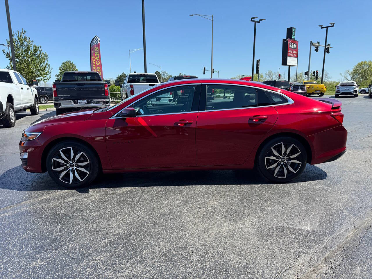 Used 2023 Chevrolet Malibu RS w/ LPO, Floor Liner Package FWD image 4