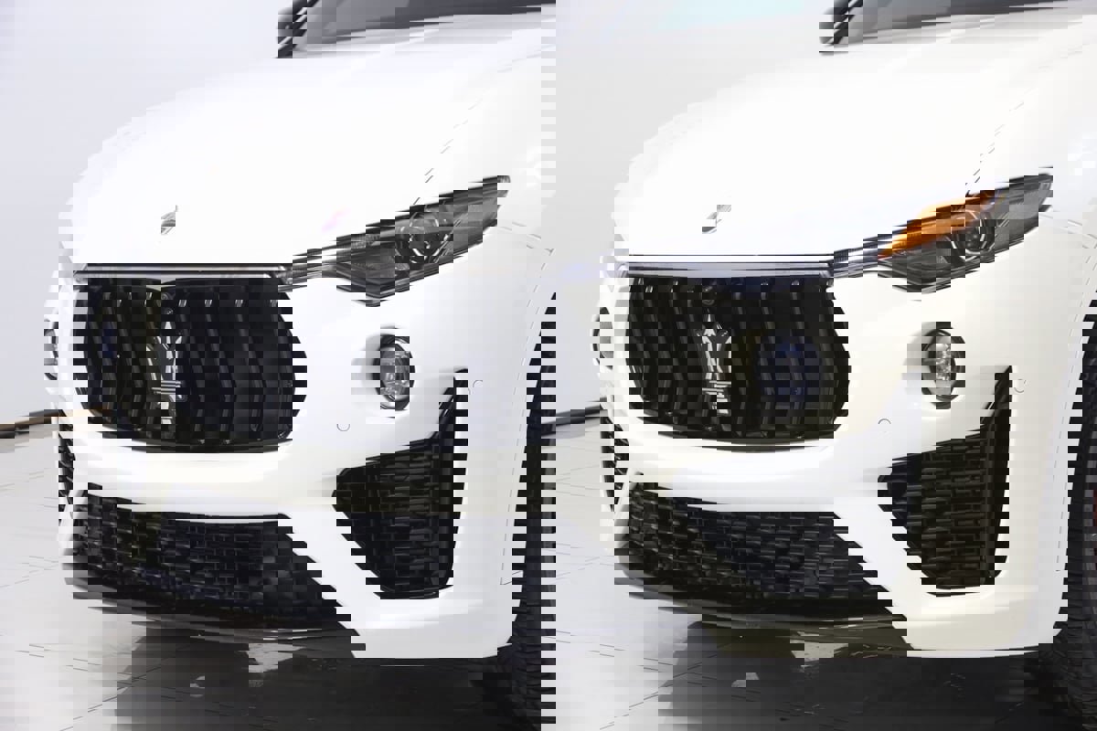 Used 2021 Maserati Levante S image 61