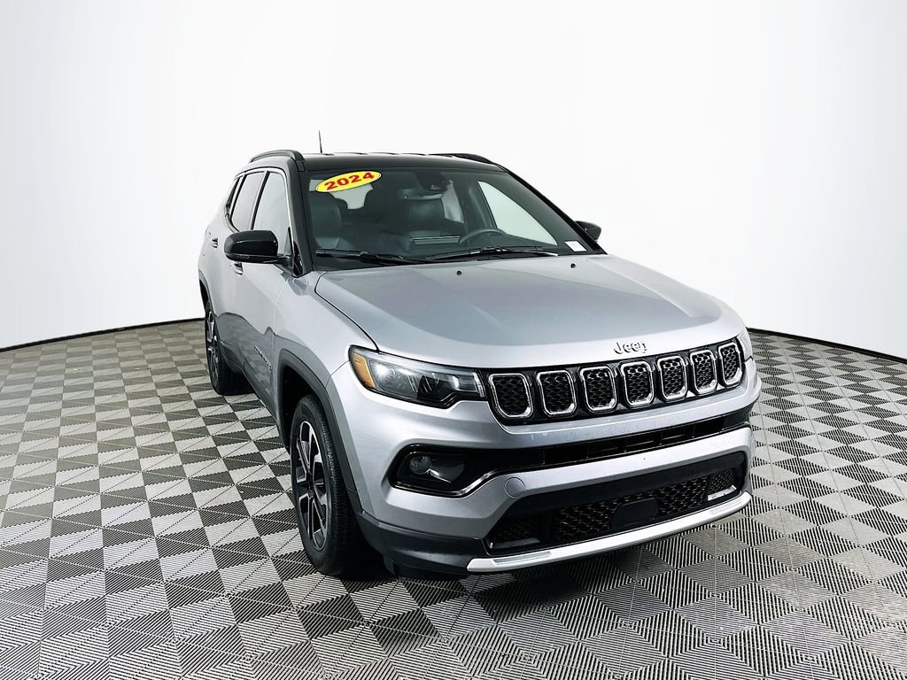 Certified 2024 Jeep Compass Limited image 2