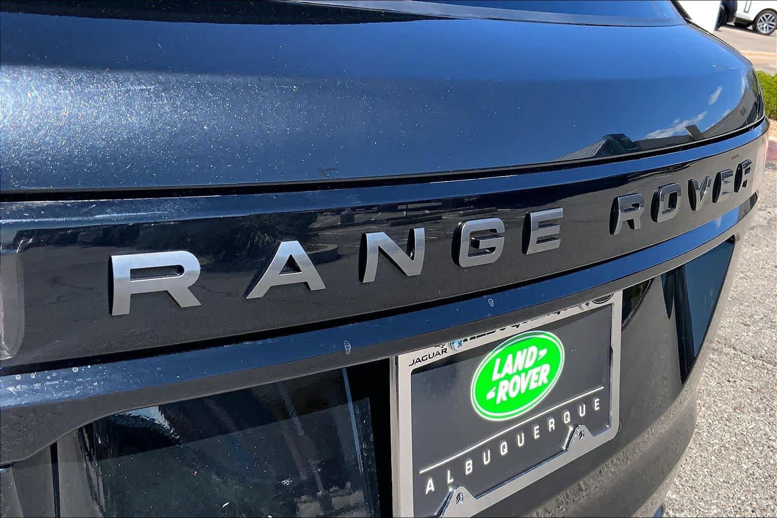 Used 2024 Land Rover Range Rover Velar Dynamic SE AWD/4WD image 29