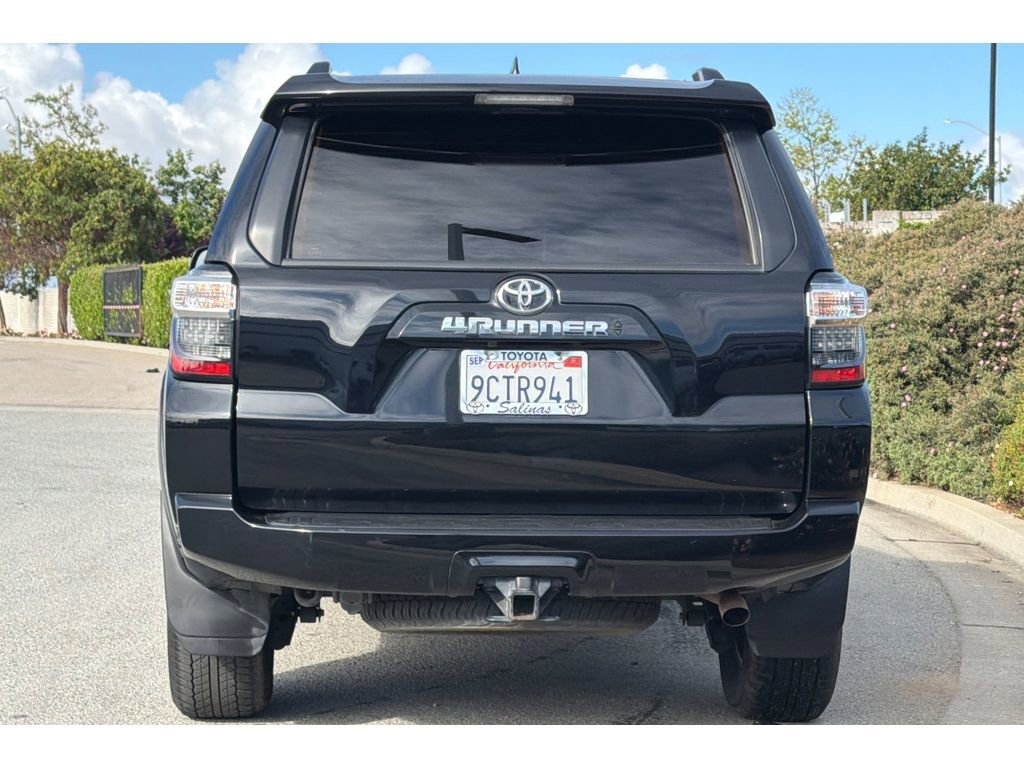 Used 2022 Toyota 4Runner SR5 Premium w/ Moonroof Package image 5