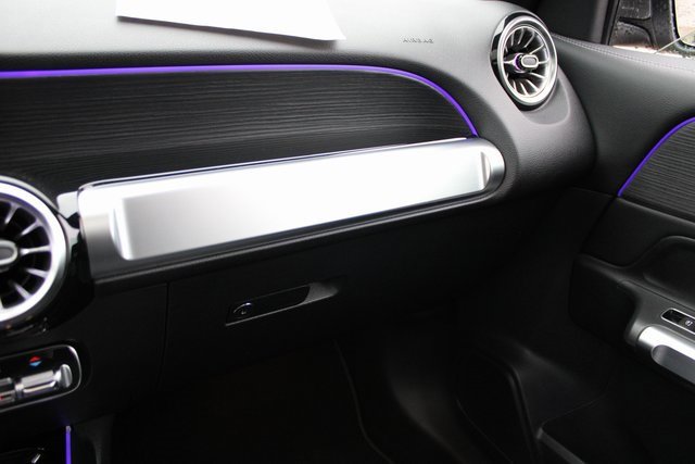 Used 2023 Mercedes-Benz GLB 250 4MATIC image 31