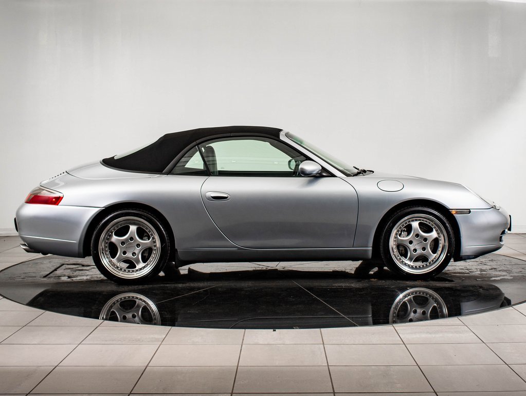 Used 2001 Porsche 911 Carrera 4 image 10