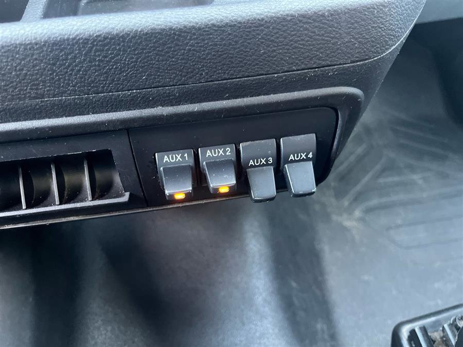 Used 2018 Ford Transit 250 148 Medium Roof w/ Exterior Upgrade Package image 19