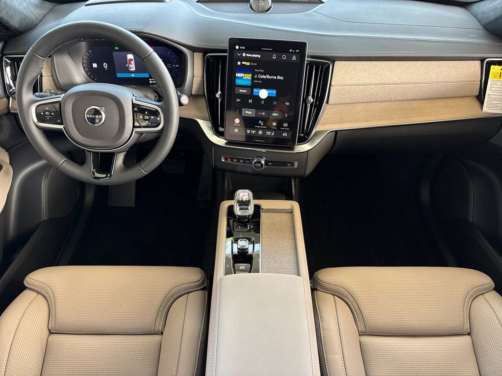 New 2026 Volvo XC90 T8 Ultra w/ Lounge Package image 12