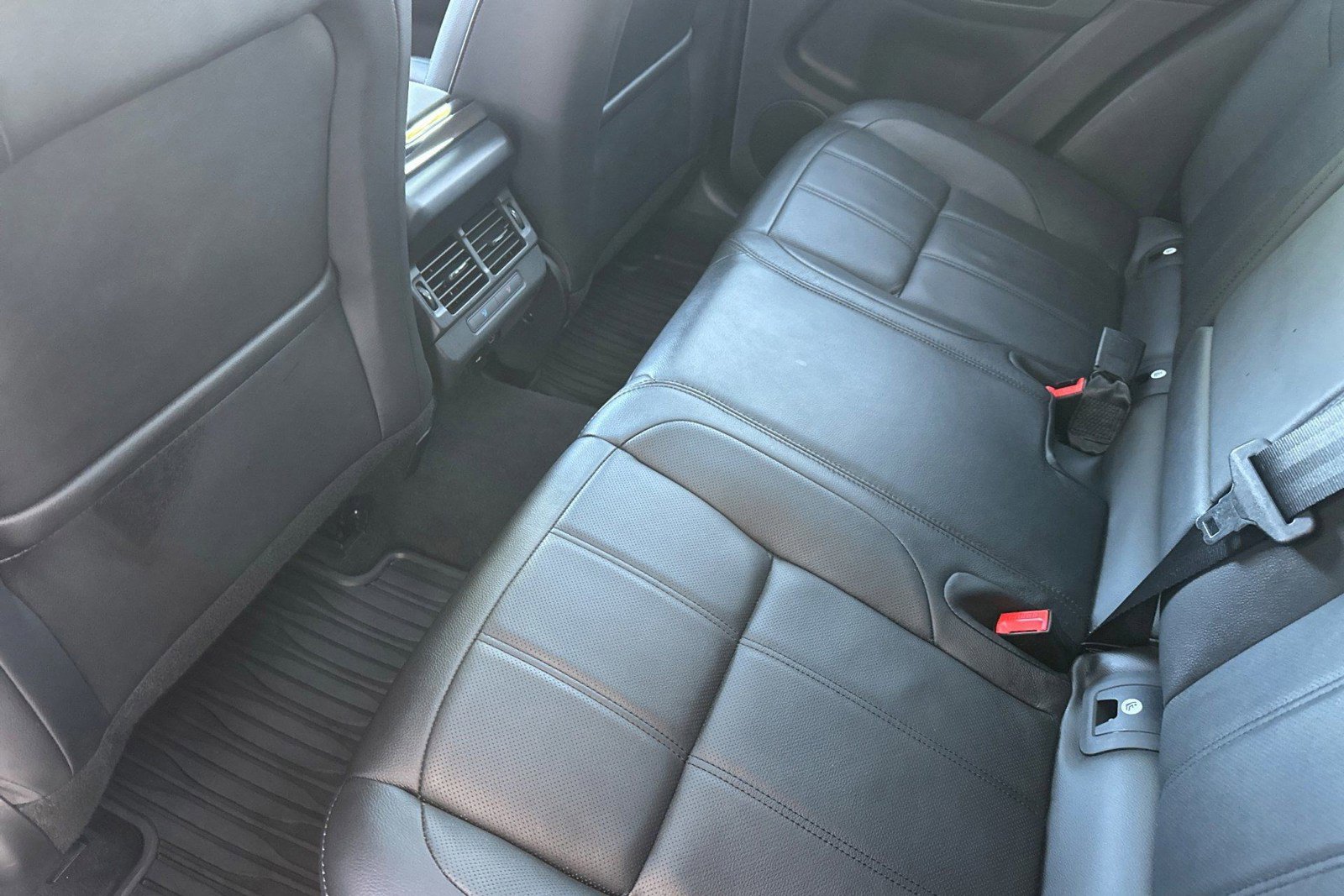 Certified 2025 Land Rover Range Rover Evoque S AWD/4WD image 29